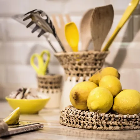 Lemon Tree فندق مبيت وإفطار 4*