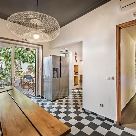 Bed & Breakfast Lemon Tree 4*