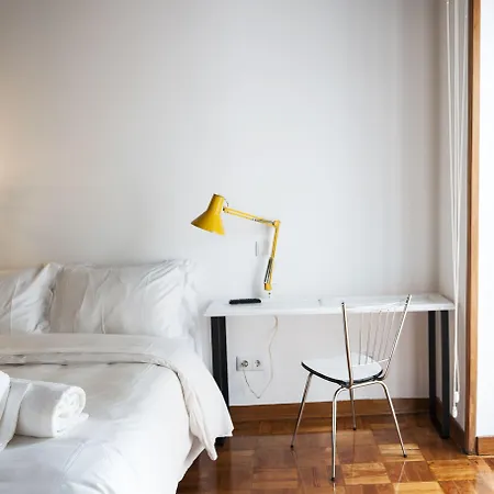 Lemon Tree Nocleg ze śniadaniem 4*