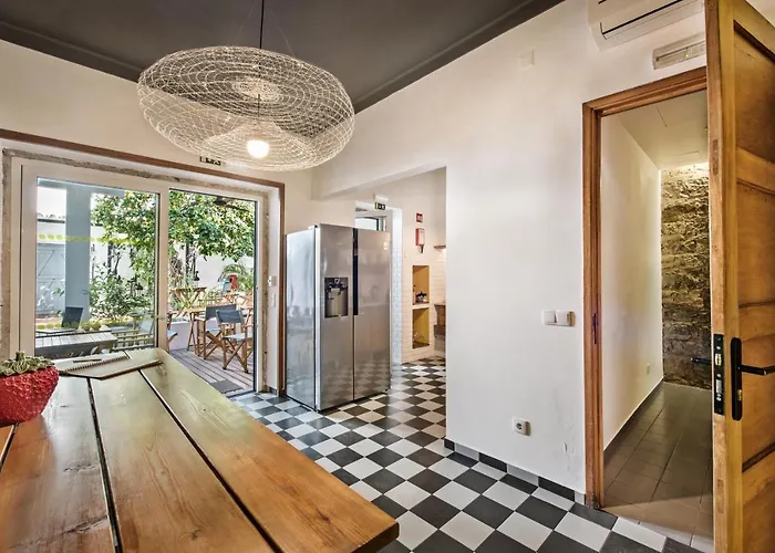 Bed & Breakfast Lemon Tree 4*