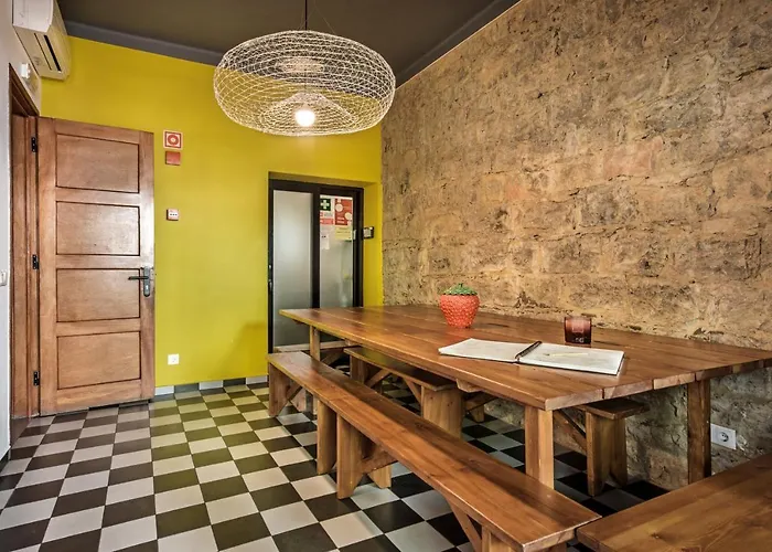 Lemon Tree Couette-café 4*