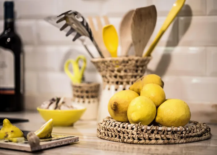 Lemon Tree Bed and breakfast 4*