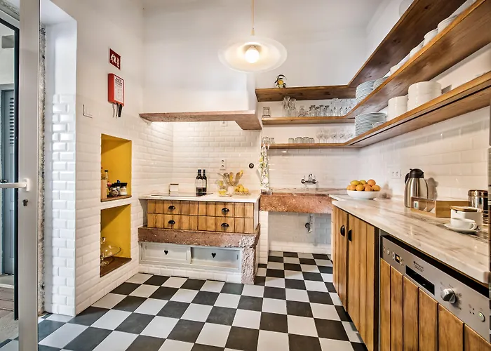 Lemon Tree Bed and breakfast